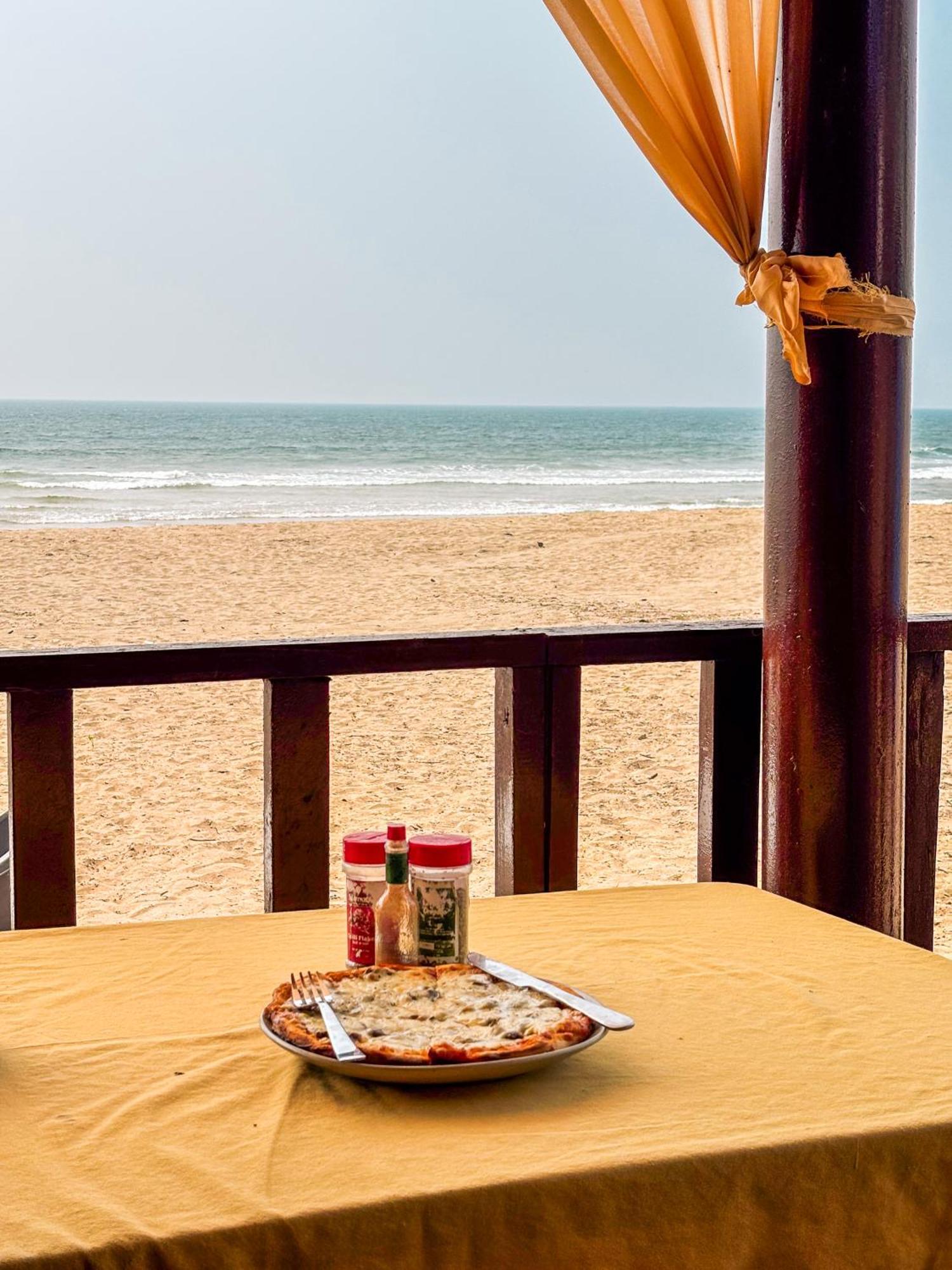 Agonda Sunset Beach Resort Ngoại thất bức ảnh